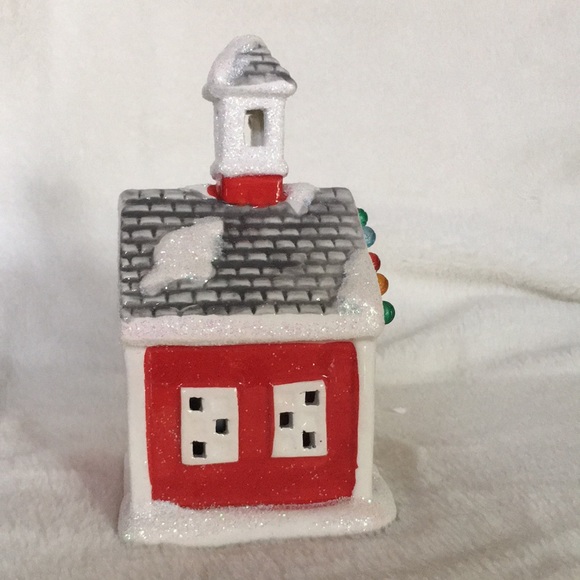 Little Red Schoolhouse LED Christmas is Forever Village Lights Up - Picture 9 of 16